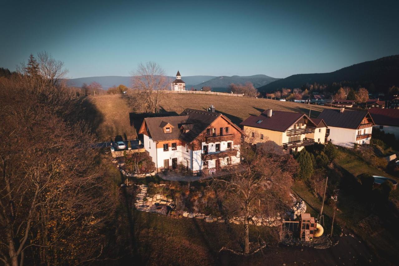 Penzion Zrzka Корженов Экстерьер фото